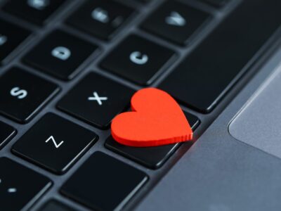 Tinder erste Nachricht Beispiele