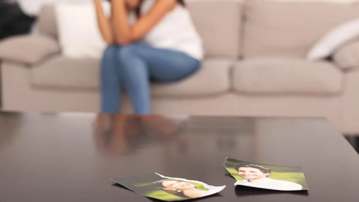 Wie präsent darf der Ex-Partner sein Wenn alte Bindungen neue Gefühle herausfordern