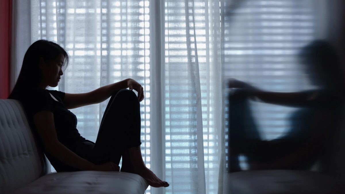 Partner gibt mir das Gefühl nicht gut genug zu sein Der stille Verlust des eigenen Selbstwerts